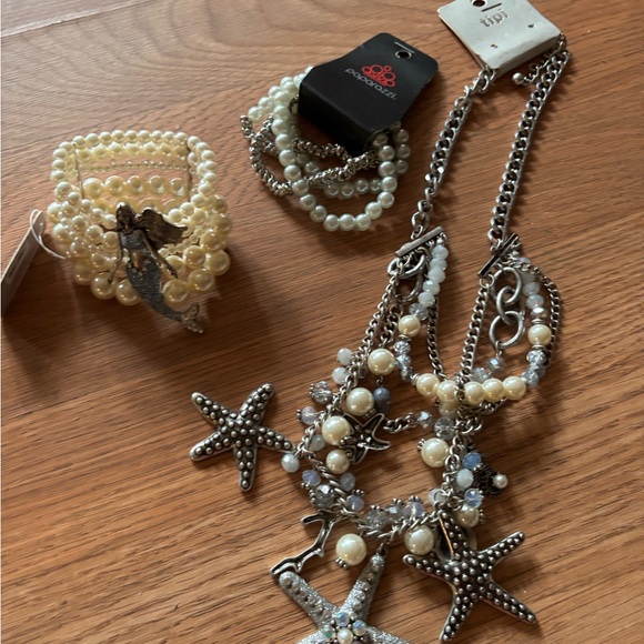 Jewelry bundle - Picture 14 of 16